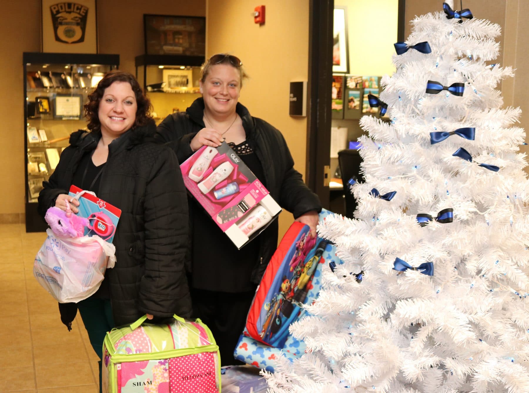 Pittsburg Police Department donates Christmas stockings to families in need
